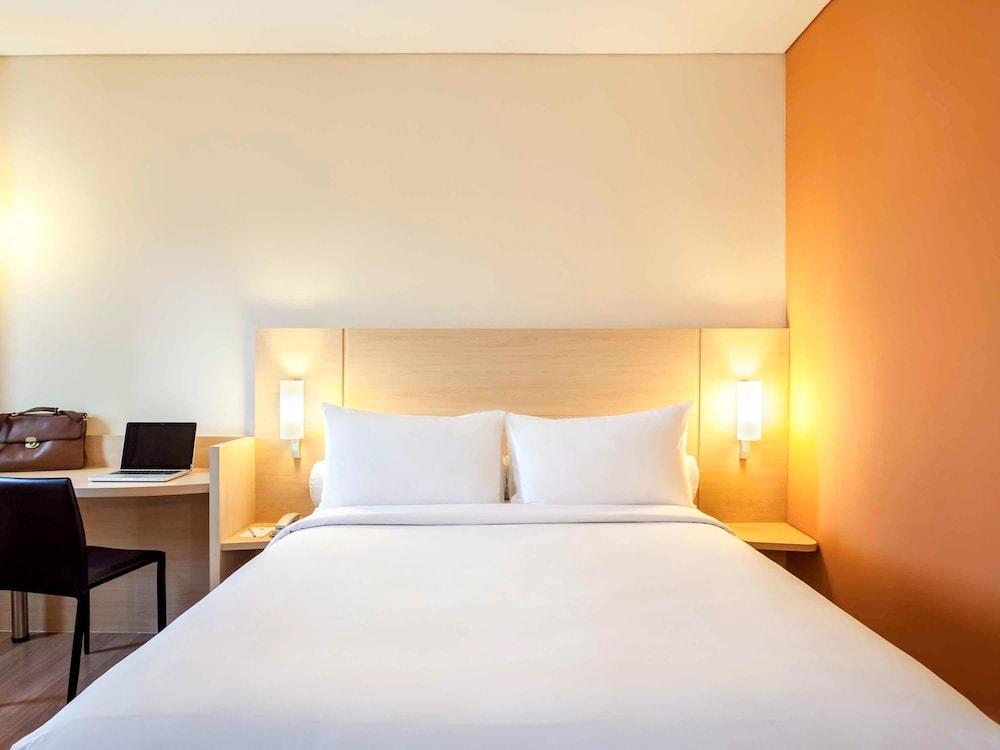 Ibis Jakarta Harmoni Екстер'єр фото