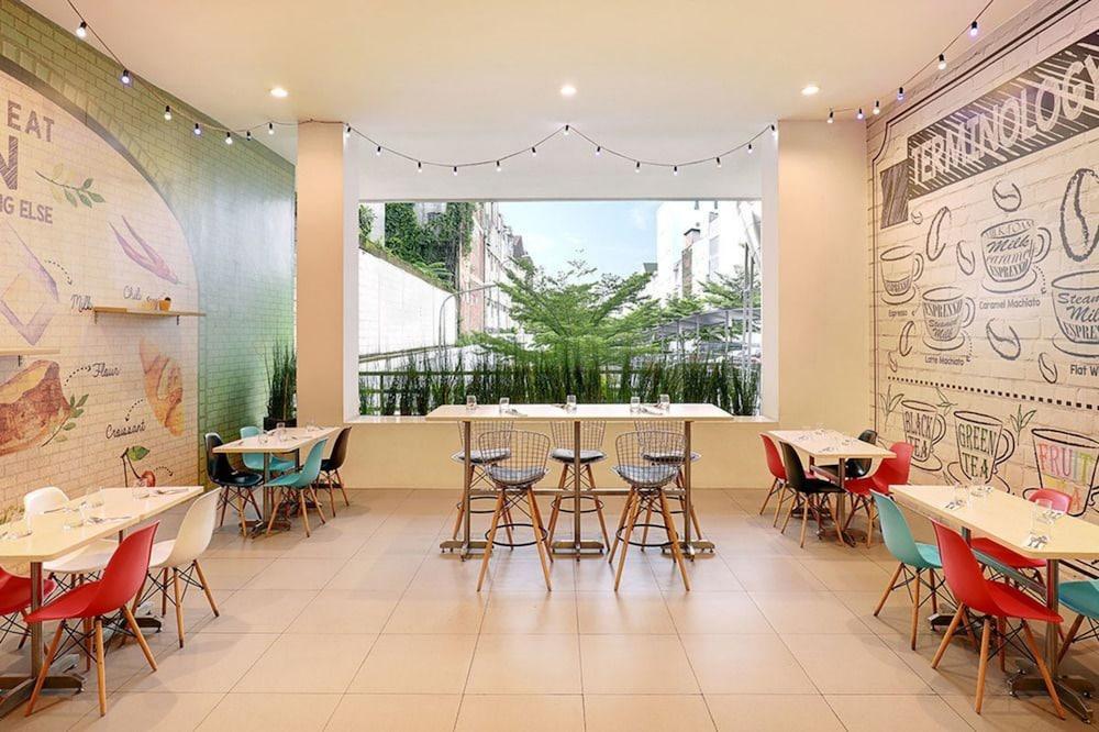Ibis Jakarta Harmoni Екстер'єр фото