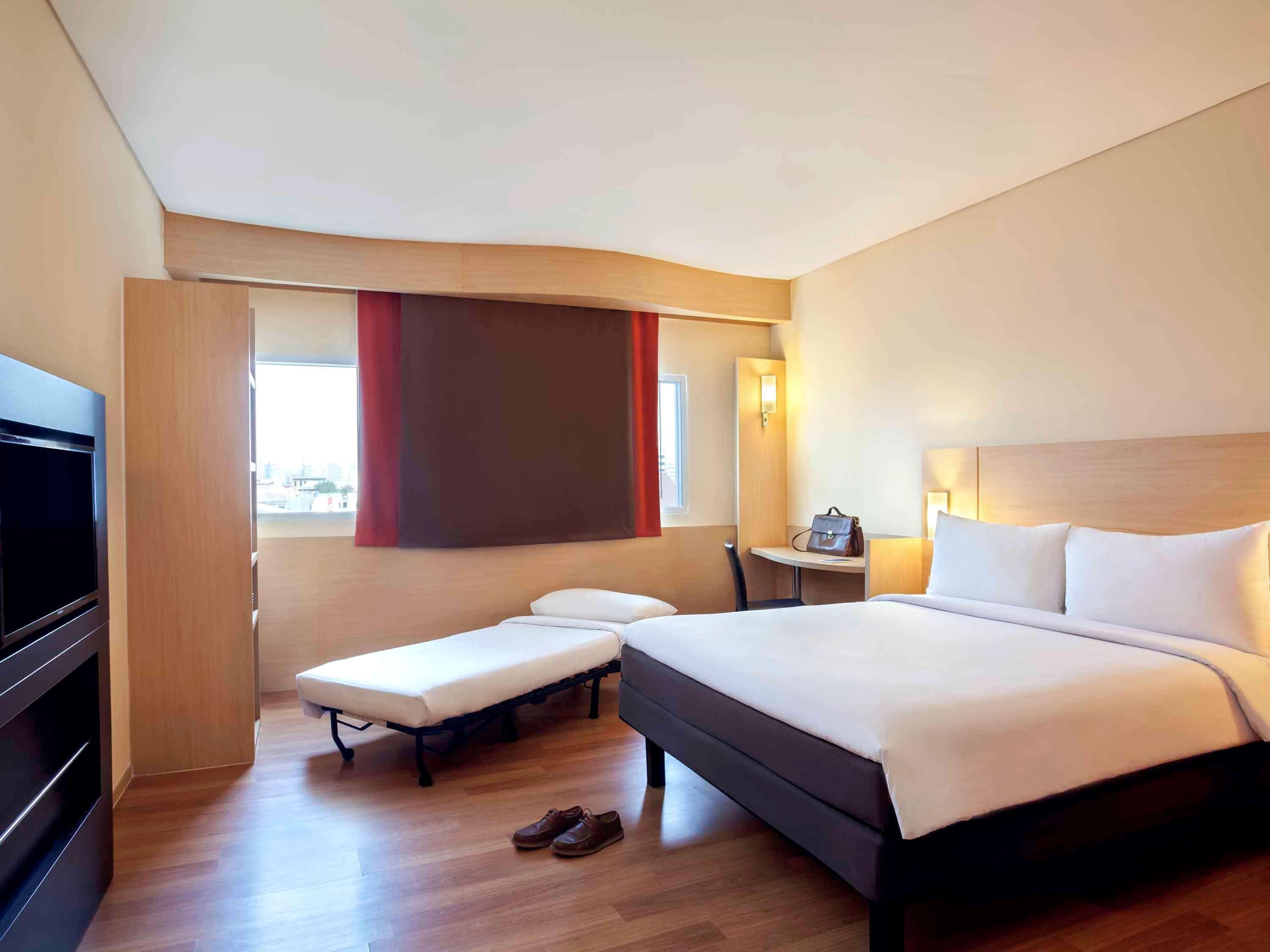 Ibis Jakarta Harmoni Екстер'єр фото