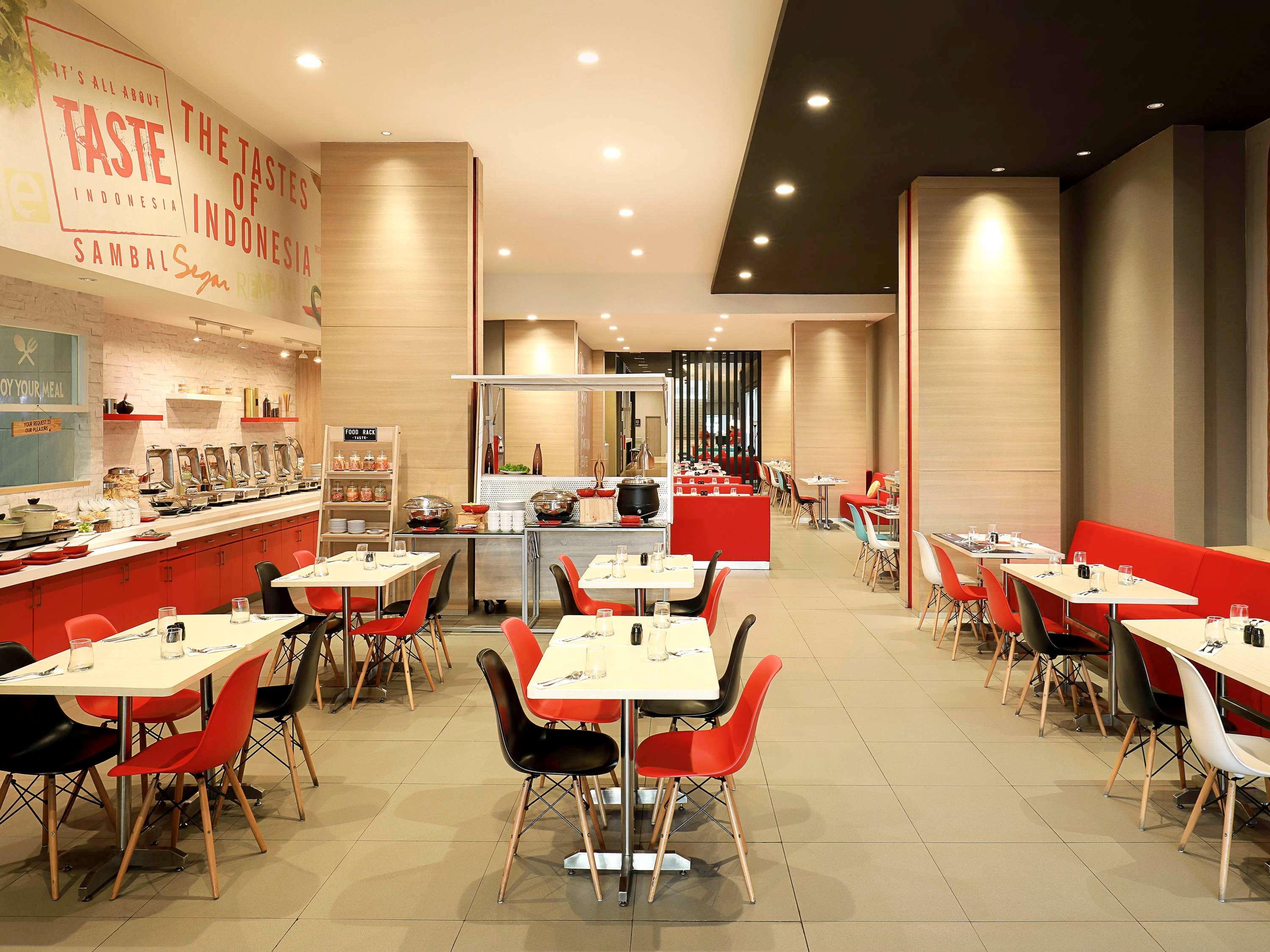 Ibis Jakarta Harmoni Екстер'єр фото