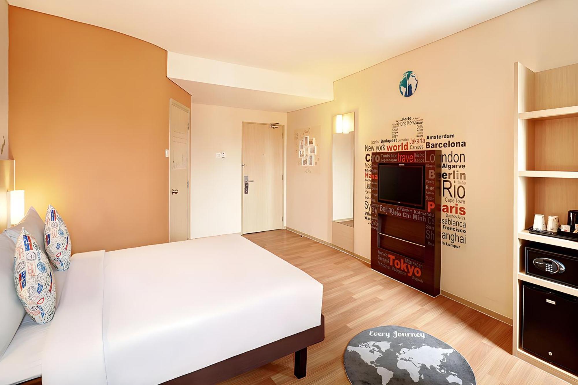 Ibis Jakarta Harmoni Екстер'єр фото