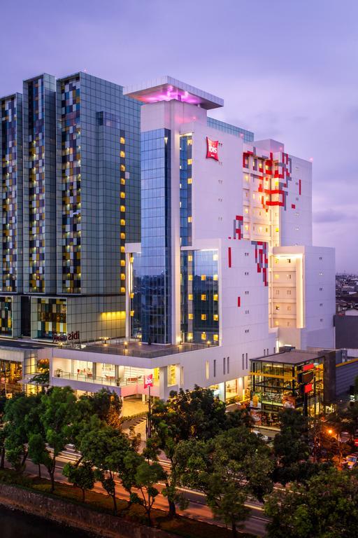 Ibis Jakarta Harmoni Екстер'єр фото