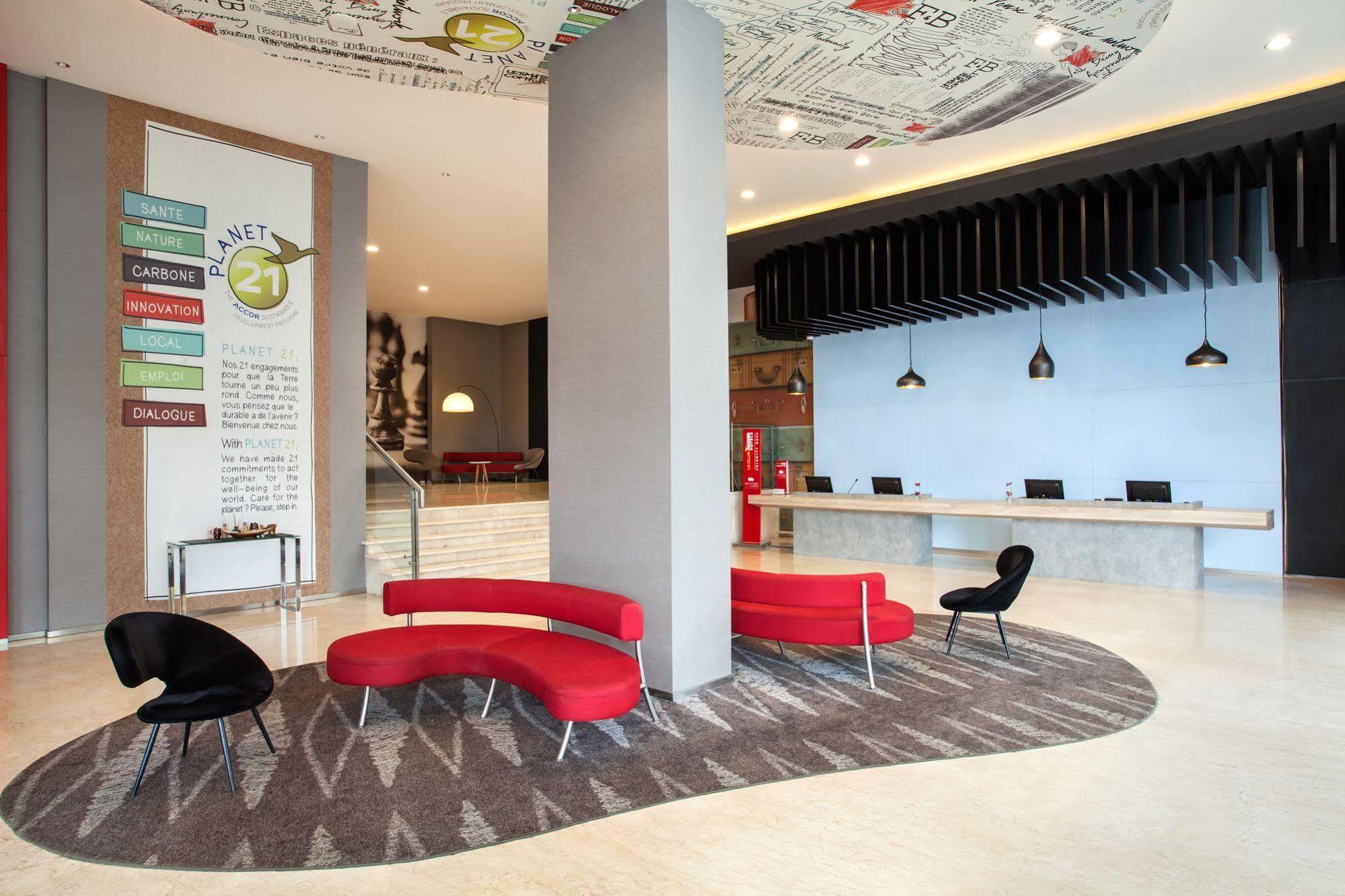 Ibis Jakarta Harmoni Екстер'єр фото